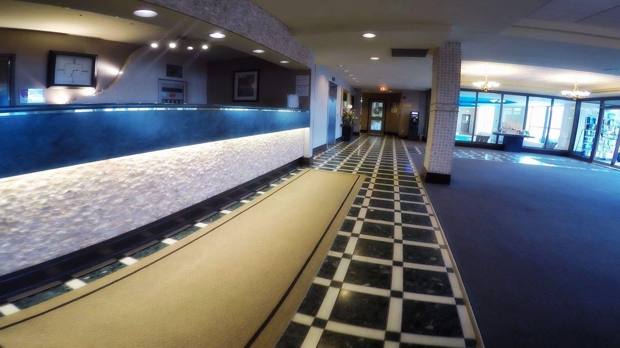 Days Inn By Wyndham Niagara Falls Lundys Lane Exteriér fotografie
