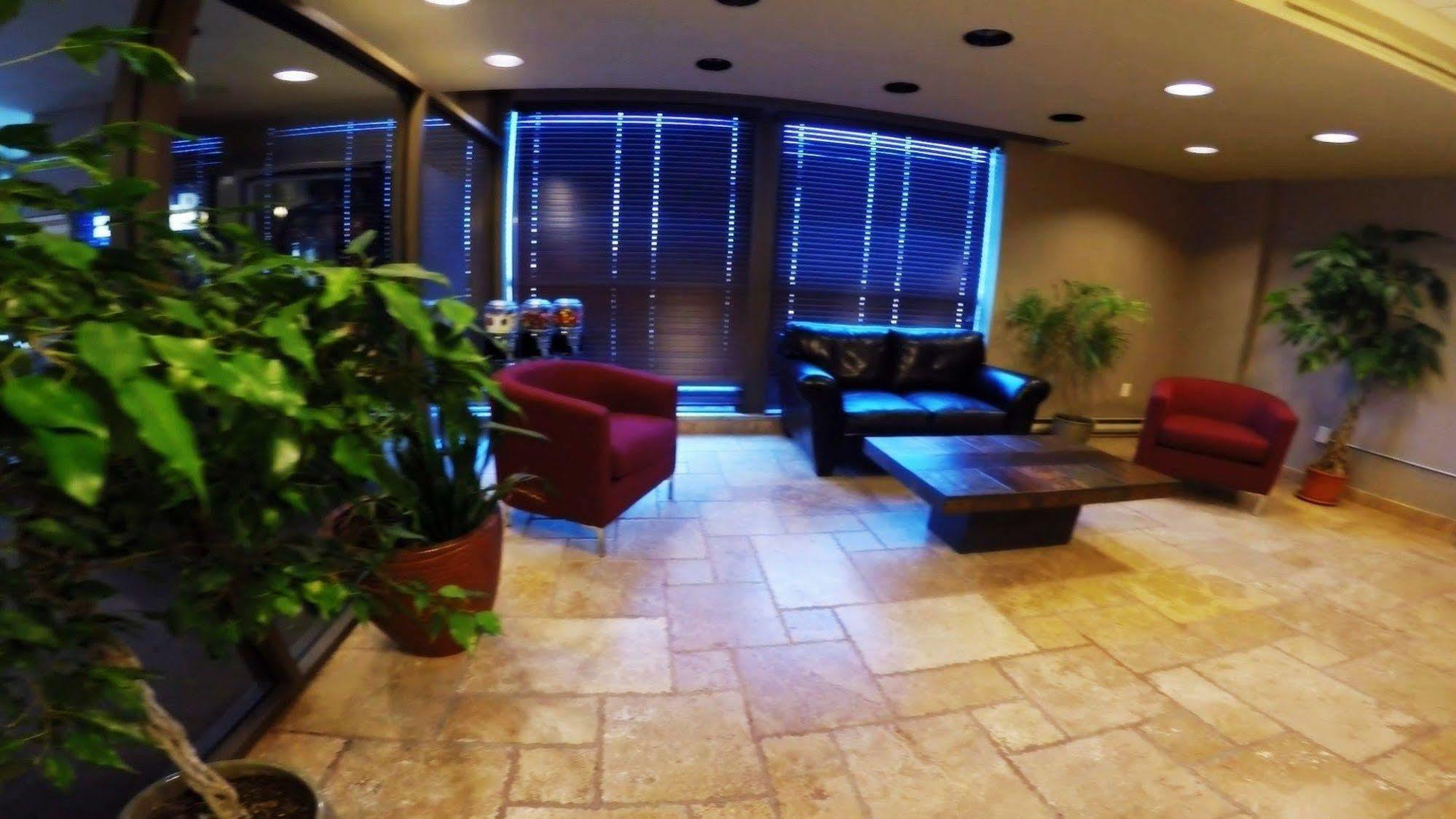 Days Inn By Wyndham Niagara Falls Lundys Lane Exteriér fotografie